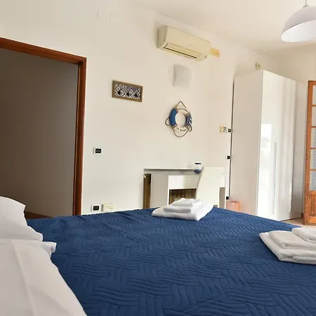 Elite Bed & Breakfast 3*