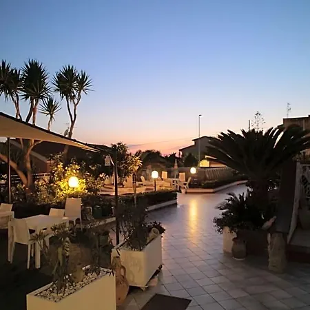 Elite Couette-café San Leone