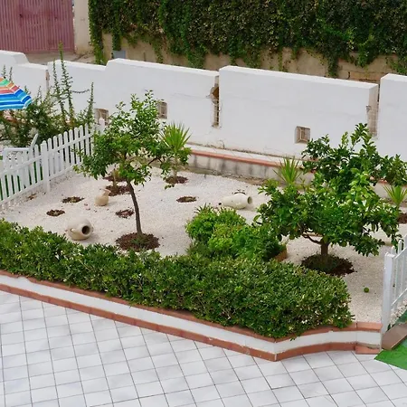 Elite Bed & Breakfast 3*